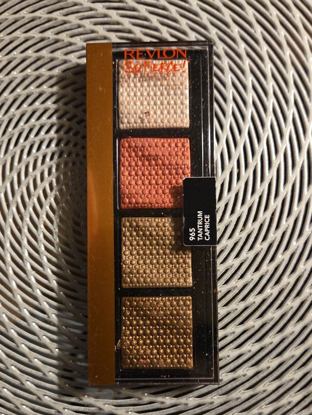 Revlon Eyeshadow Quad - Cream, Orange, Gold, Gold